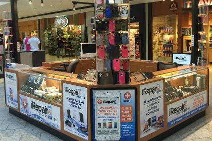 <b>LAKESIDE MALL</b> <br> 14000 Lakeside Cir<br> Sterling Heights, MI 48313